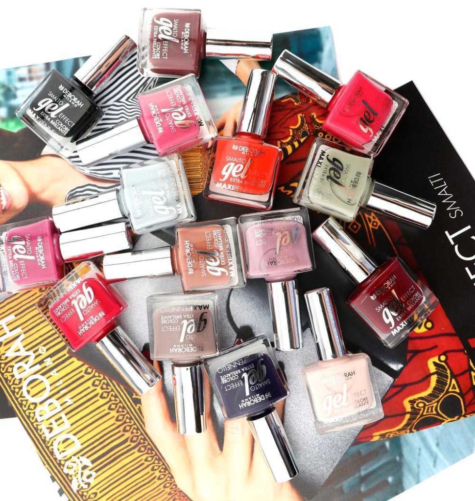 Corri in edicola smalti Deborah Milano Gel Effect in regalo su Marie Claire